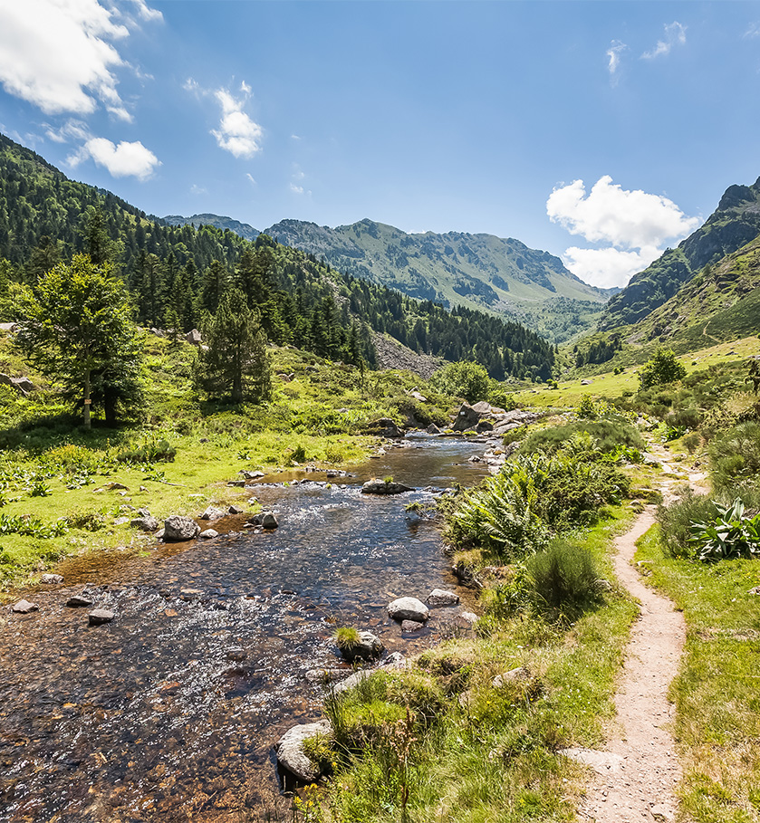 visitez l ariege et ses grands espaces verts